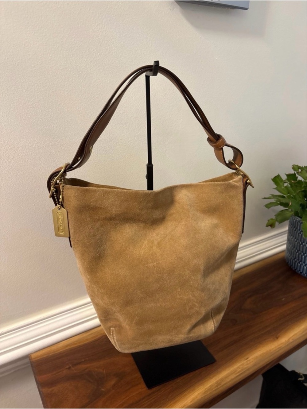 Vintage Coach Tan Suede 9187 Bucket Bag with Dark Brown Leather Strap